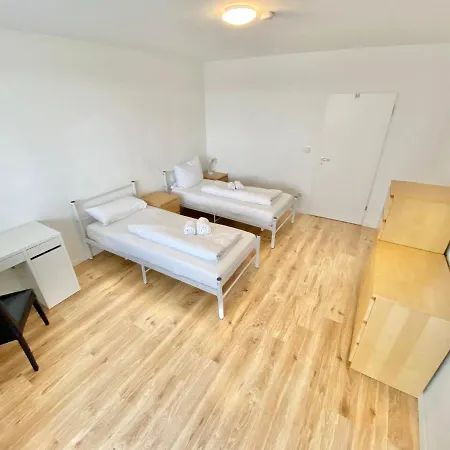 Voll Ausgestattete 3-zimmer-wohnung Bei Den Designer Outlets,vw, Autostadt & Hbf Apartment