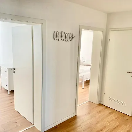 Voll Ausgestattete 3-zimmer-wohnung Bei Den Designer Outlets,vw, Autostadt & Hbf Apartment Wolfsburg