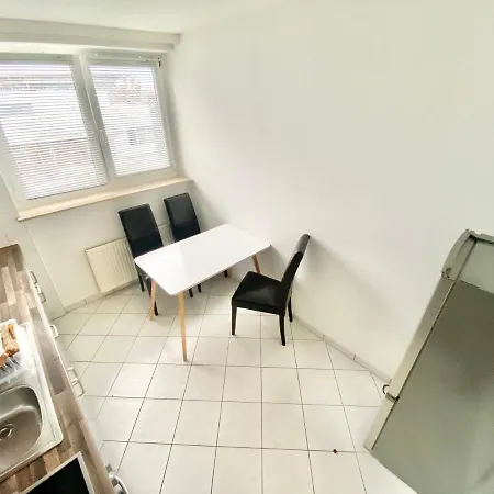 Apartment Voll Ausgestattete 3-zimmer-wohnung Bei Den Designer Outlets,vw, Autostadt & Hbf Wolfsburg