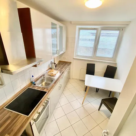 Voll Ausgestattete 3-zimmer-wohnung Bei Den Designer Outlets,vw, Autostadt & Hbf Apartment