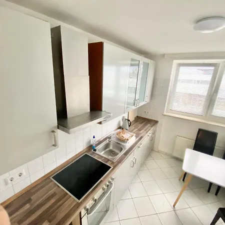 Voll Ausgestattete 3-zimmer-wohnung Bei Den Designer Outlets,vw, Autostadt & Hbf Wolfsburg