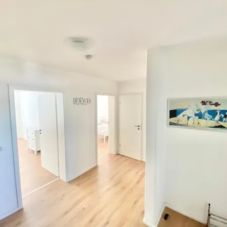 Voll Ausgestattete 3-zimmer-wohnung Bei Den Designer Outlets,vw, Autostadt & Hbf Apartment